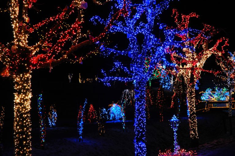 Where to Find the Best Christmas Light Displays in Indiana ...